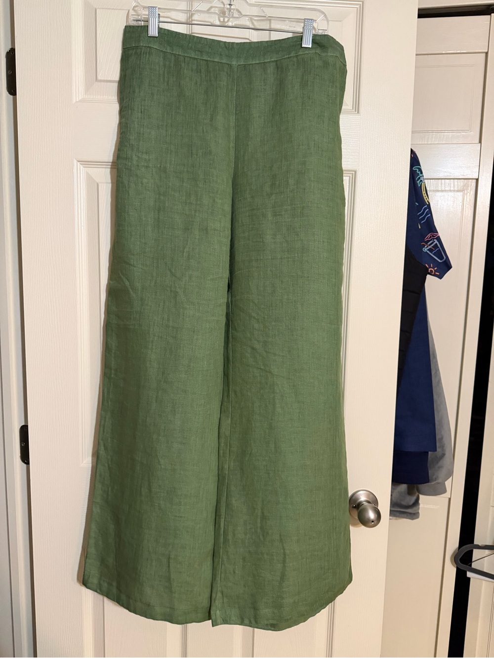 Wide-Leg Linen Pants in Olive Green